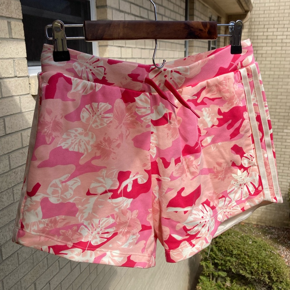 Adidas Cotton Shorts Pink Camo Cream White Floral Palm Leaf Tropical Print NEW